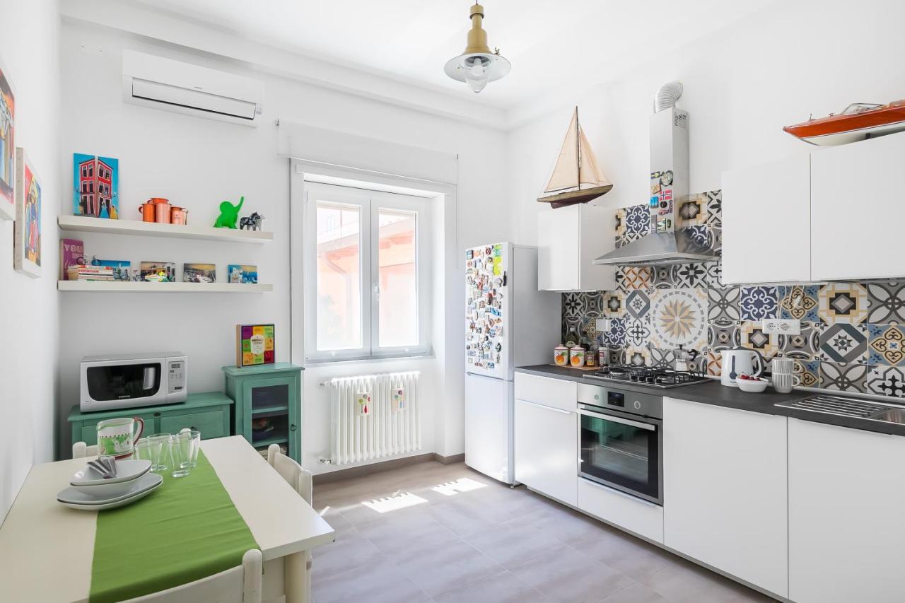 Galeria Home Apartments أنغويلارا سابازيا المظهر الخارجي الصورة